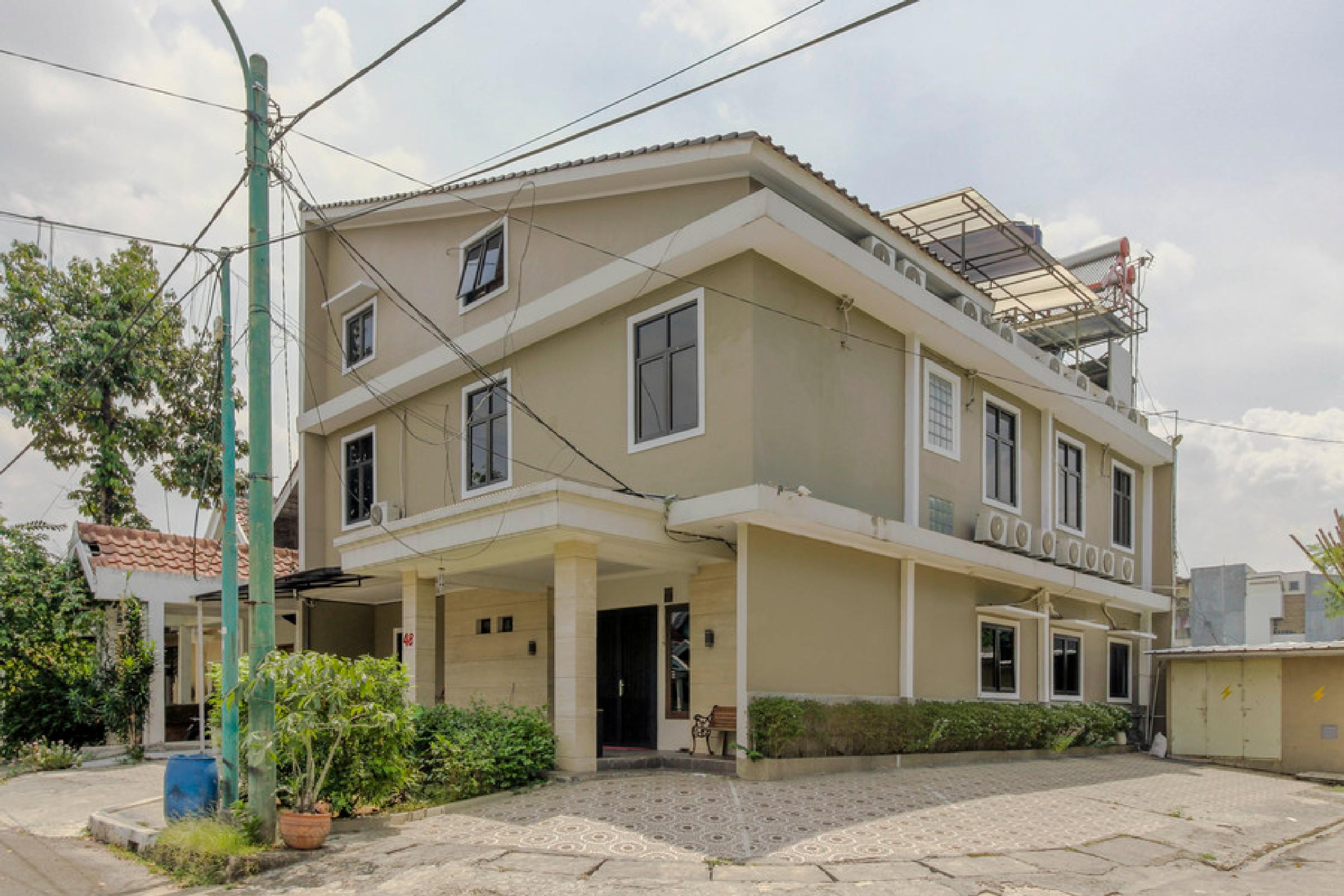 Reddoorz Plus Near Lippo Cikarang Mall 贝克西 外观 照片