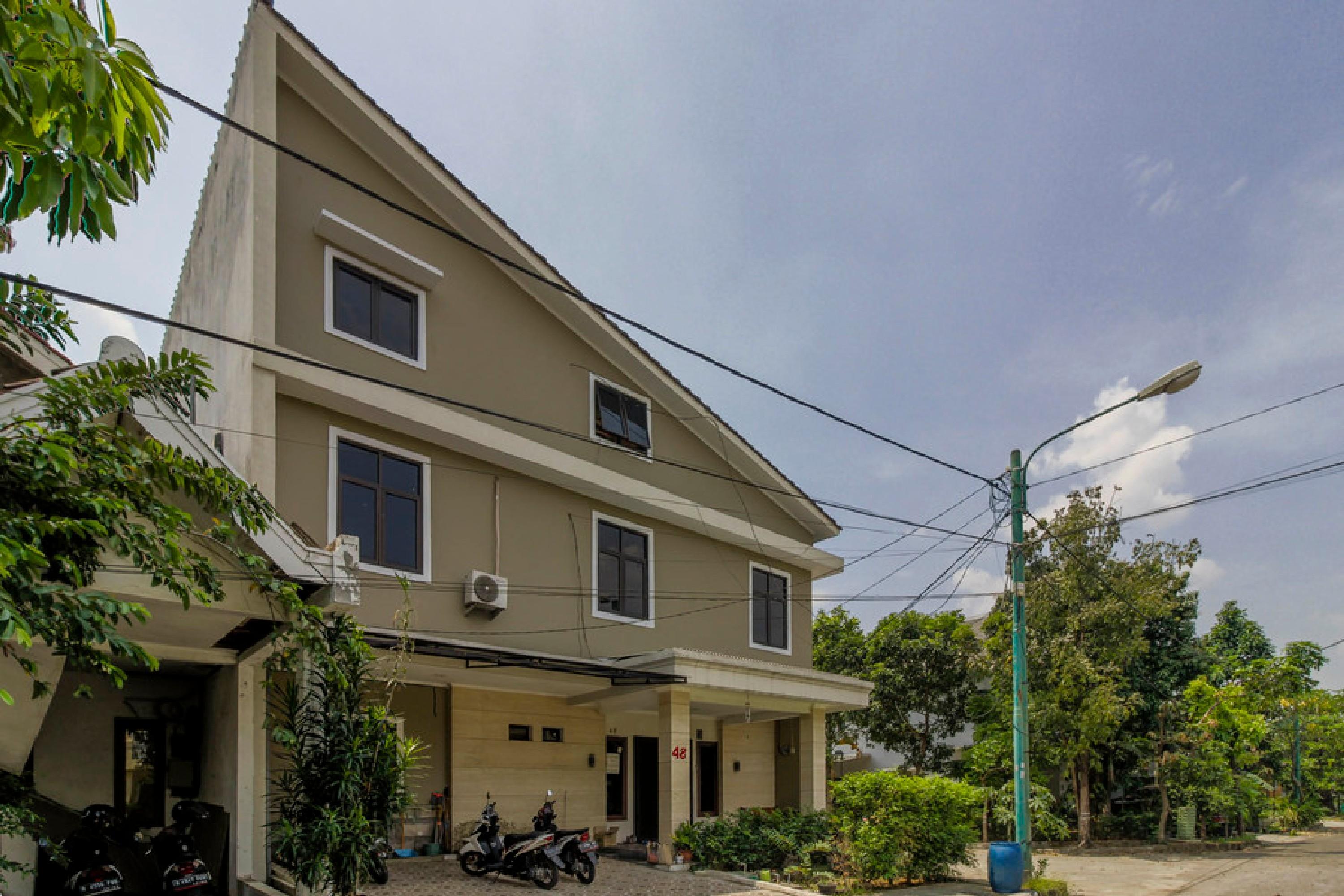 Reddoorz Plus Near Lippo Cikarang Mall 贝克西 外观 照片